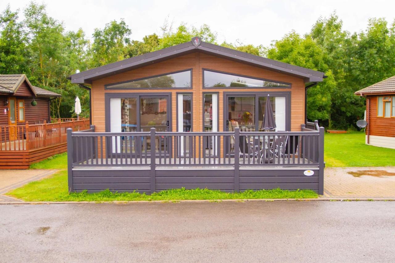 Penny Lodge With Hot Tub モルトン エクステリア 写真